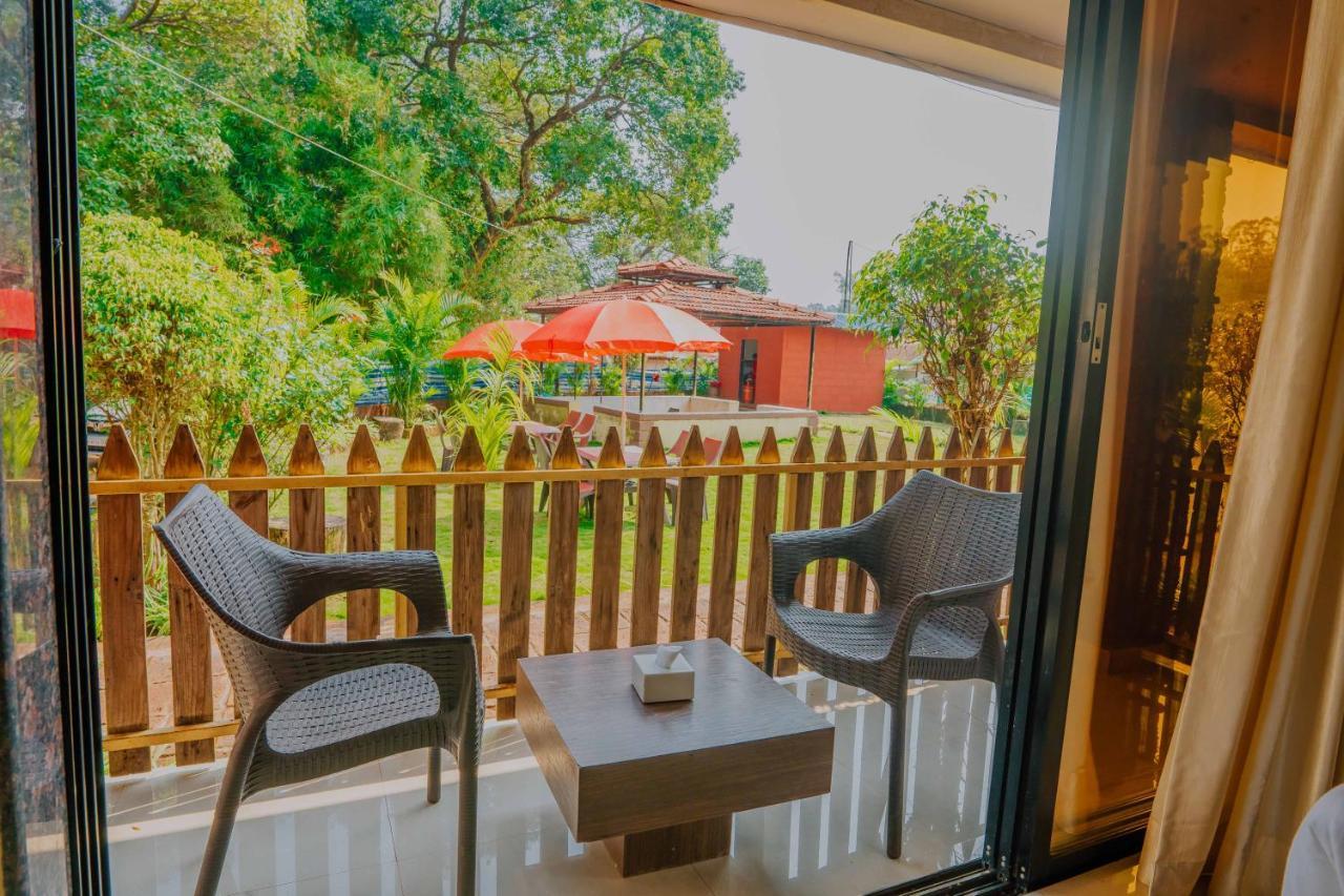 The Oak Woods Hotel Mahābaleshwar Exterior foto