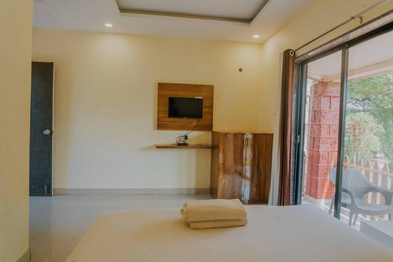 The Oak Woods Hotel Mahābaleshwar Exterior foto